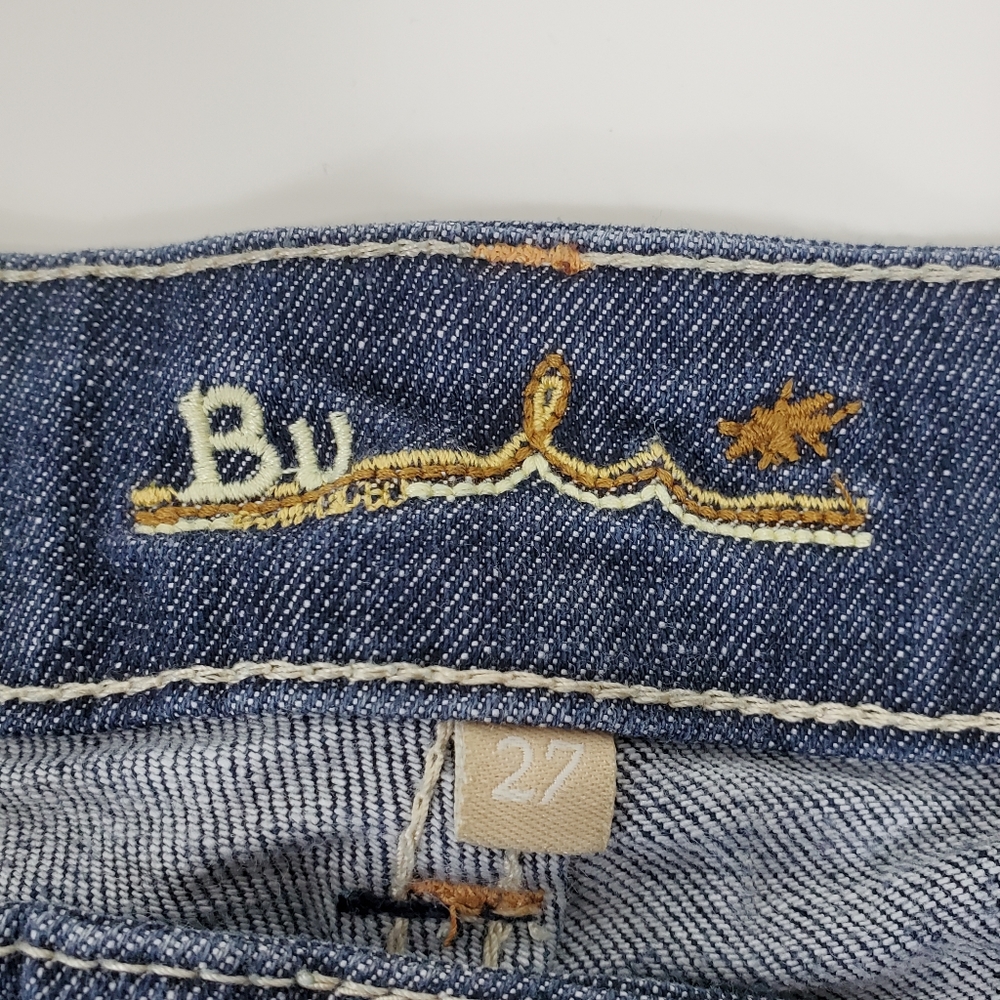 Malibu folded hem 7" jean shorts size 27 - Picture 3 of 11